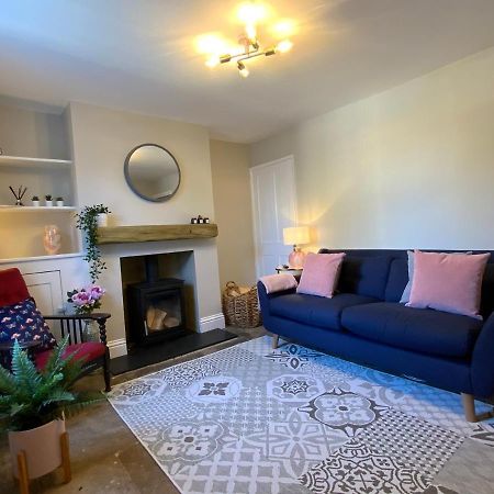 Charming Cottage Mins From Chichester City Centre Εξωτερικό φωτογραφία